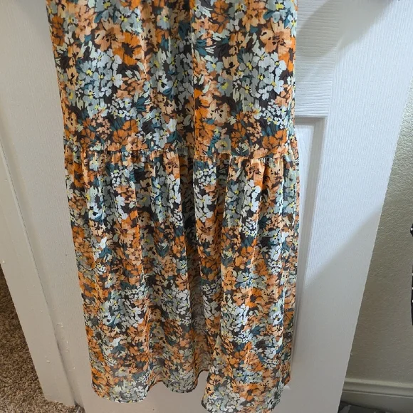 LC Lauren Conrad Autumn Floral Maxi Wrap Dress Size M - Picture 8 of 10